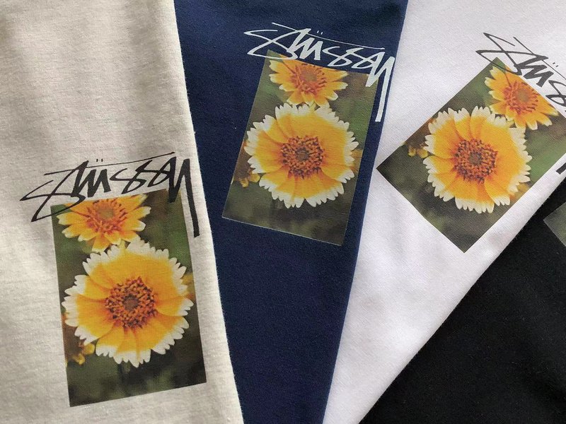 Футболка Stussy Flower Prints In Squares "Beige" фото № 3