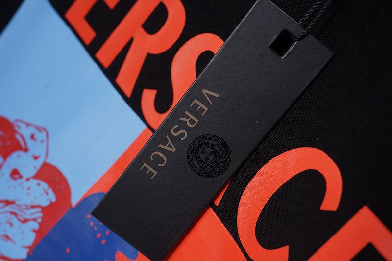 Футболка Versace Picture In Half "Black" фото № 6