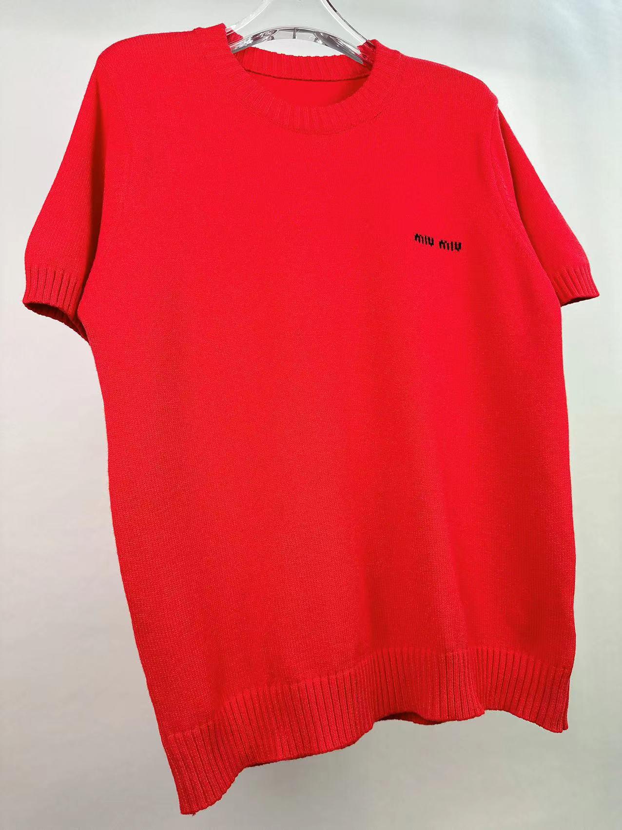 Жилетка Miu Miu Frontside Left Logo Miu Miu "Red" фото № 3