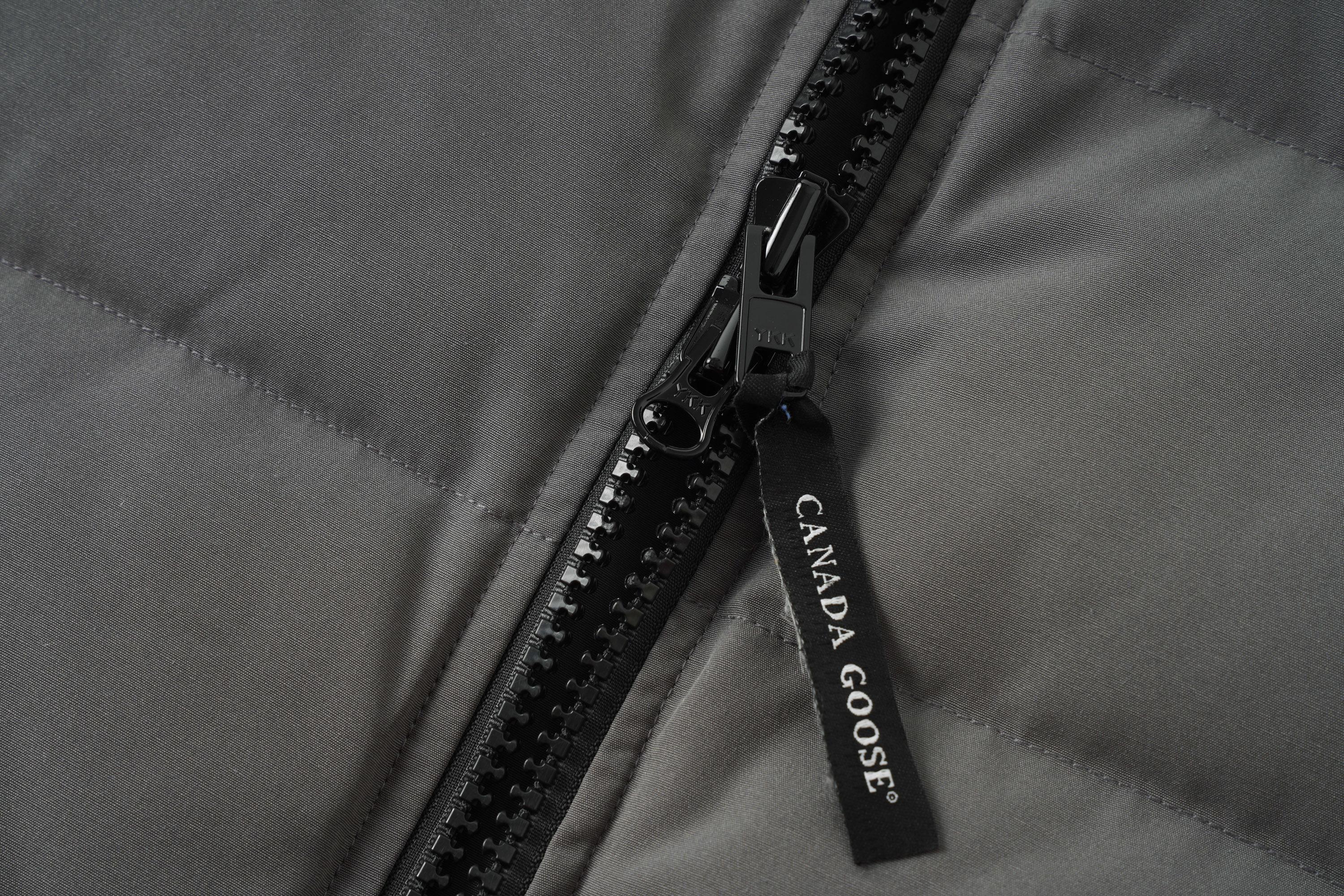 Зимняя куртка Canada Goose Woolford Jacket "Gray" фото № 3