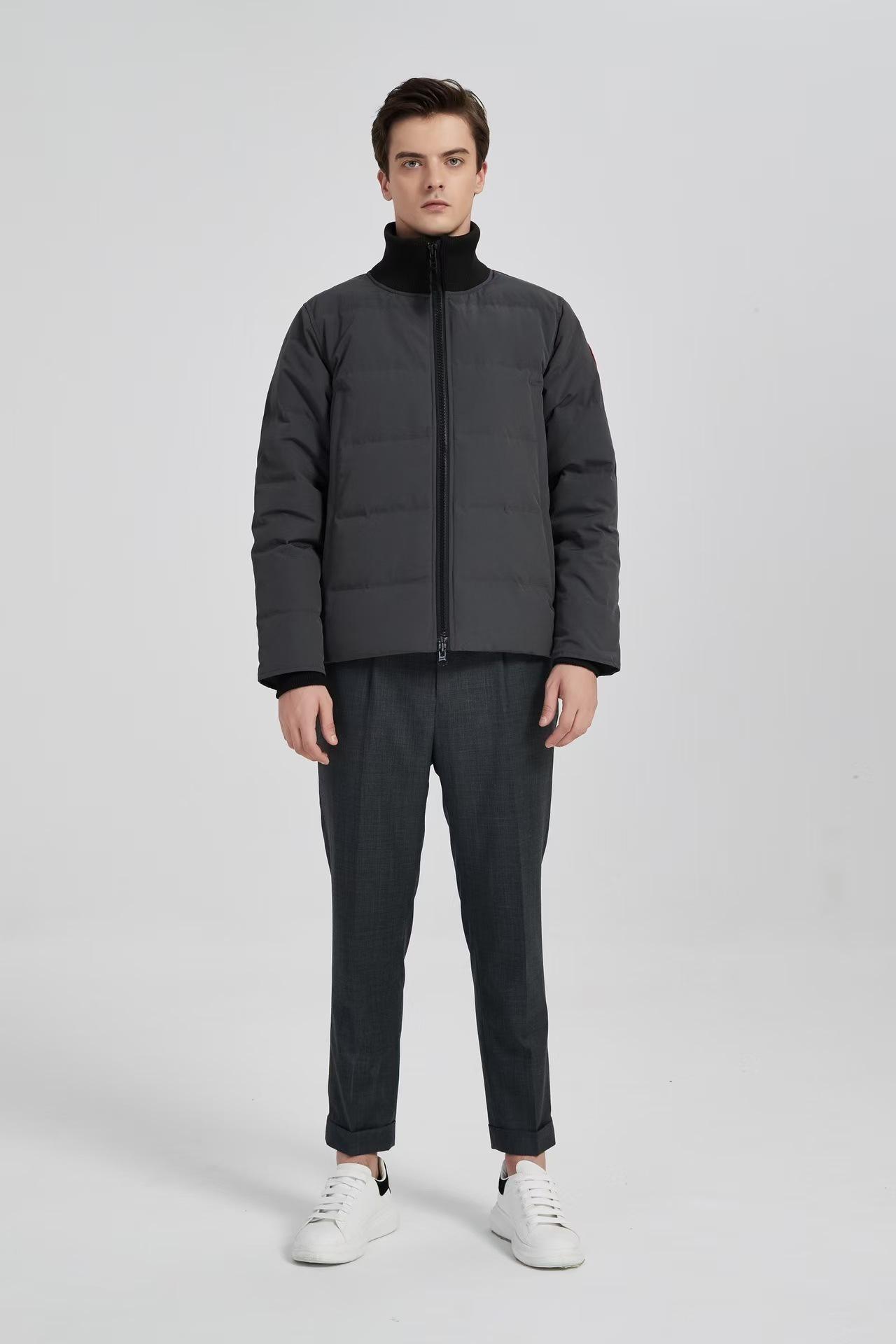 Зимняя куртка Canada Goose Woolford Jacket "Gray" фото № 6