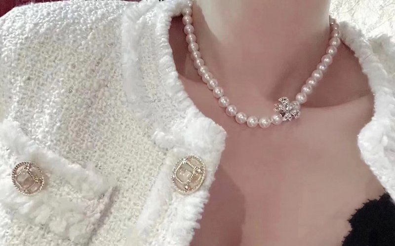Ожерелье Miu Miu Pearls Chain "Silver" фото № 7