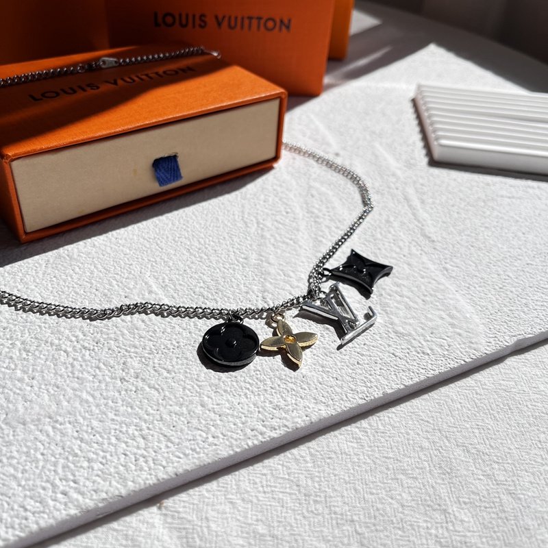 Подвеска Louis Vuitton Unique "Silver" фото № 2