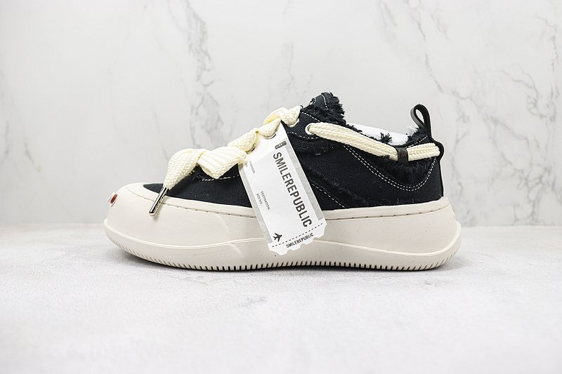 Smilerepublic Canvas Shooter "Black" фото № 2