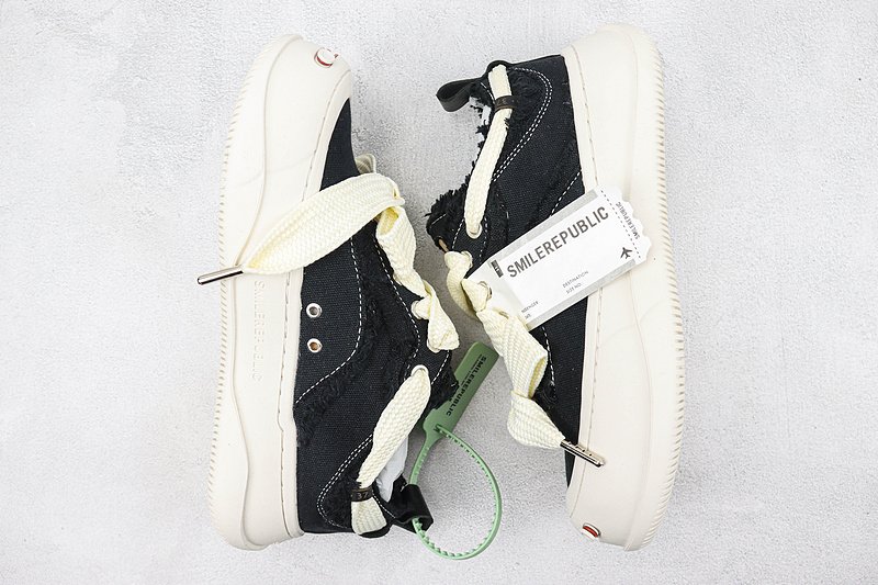 Smilerepublic Canvas Shooter "Black" фото № 5