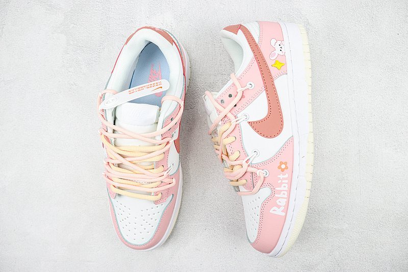 Nike SB Dunk Low "Rabbit" фото № 6
