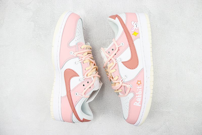 Nike SB Dunk Low "Rabbit" фото № 7