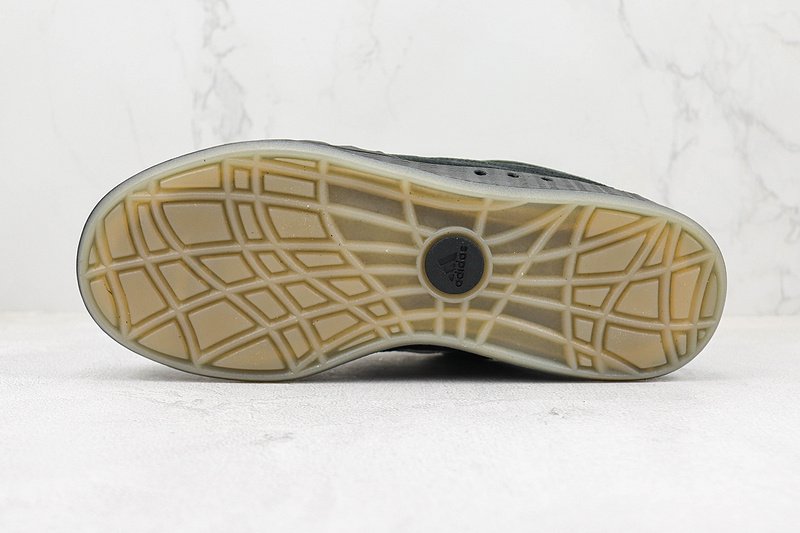 Human Made x Adidas Adimatic "Black Foot/White" фото № 8