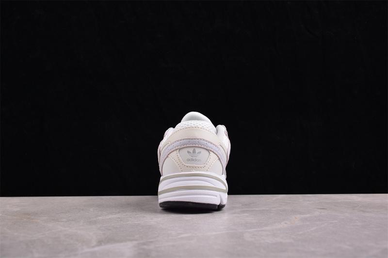 Adidas Astir "Crystal White" фото № 5