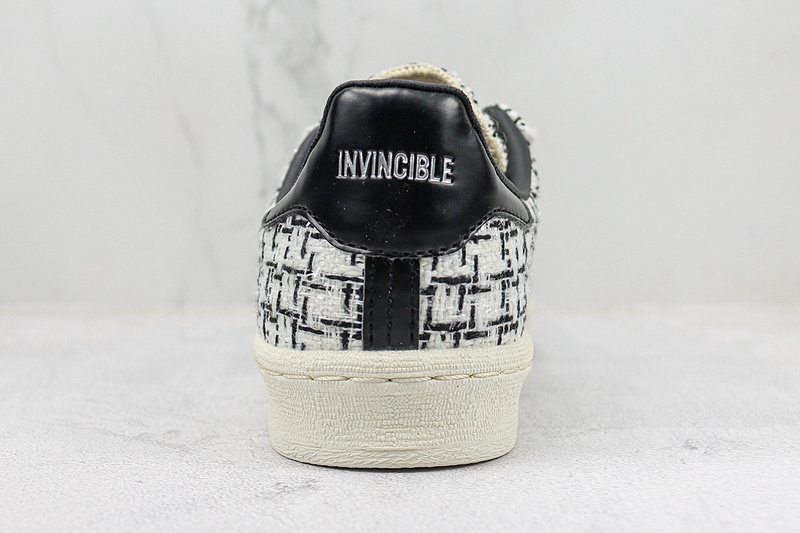 Invincible x Dayz x Adidas Campus 80s "White Tweed" фото № 9