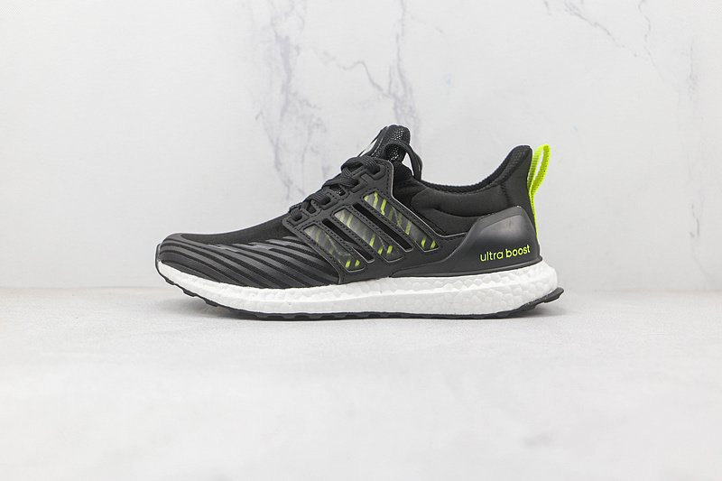 Adidas Ultraboost "DNA Guard" фото № 2