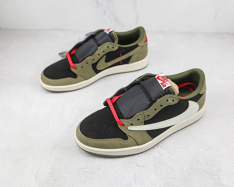 Travis Scott x Air Jordan 1 Low "Mocha" фото № 5