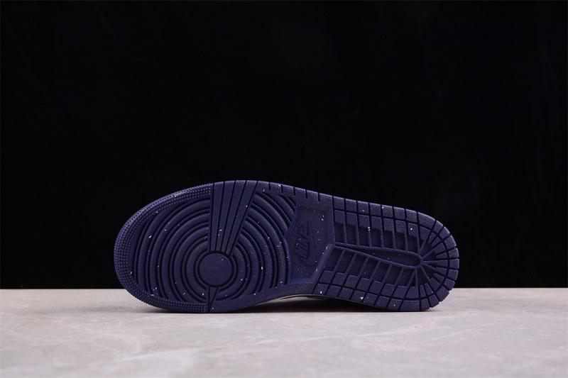 Air Jordan 1 Mid "Purple/Sail" фото № 5