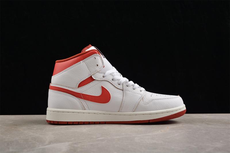 Air Jordan 1 Mid SE "Dune Red" фото № 2