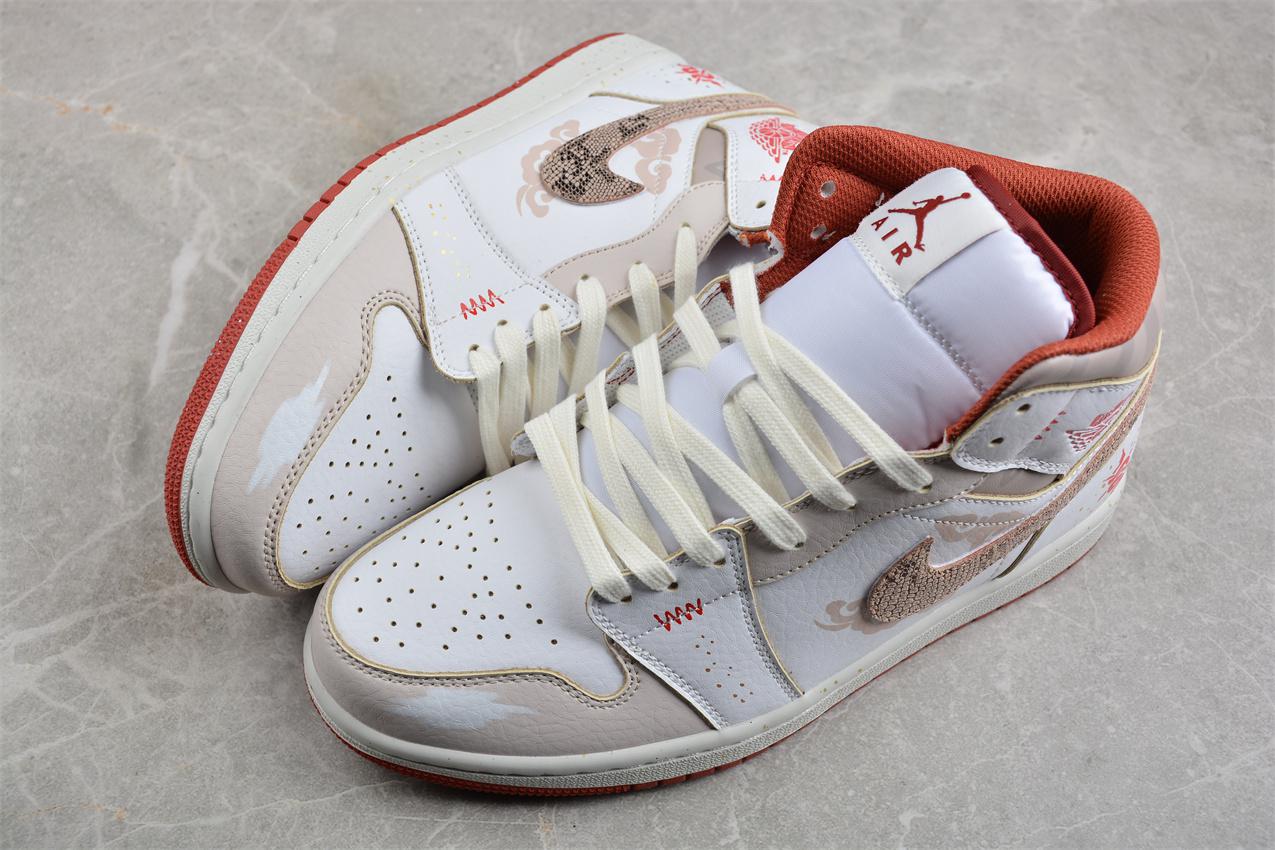 Air Jordan 1 Mid SE "White Dune Red" фото № 3