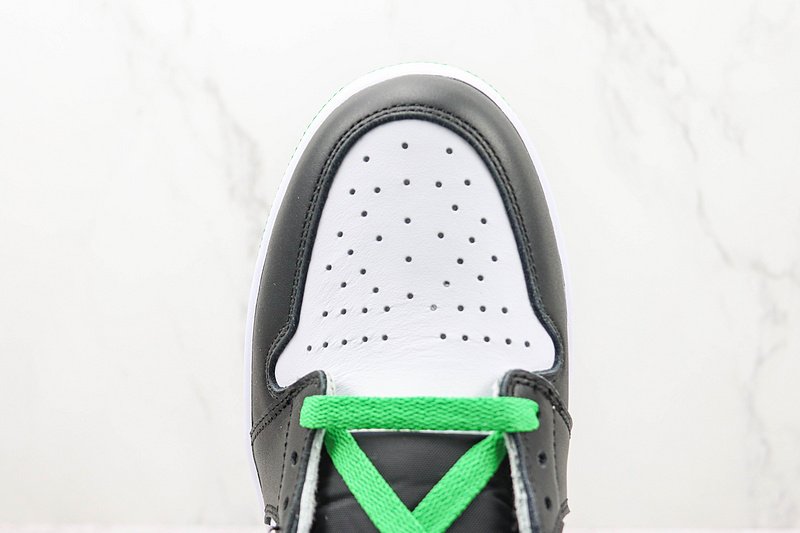 Air Jordan 1 Retro High "OG Lucky Green" фото № 3