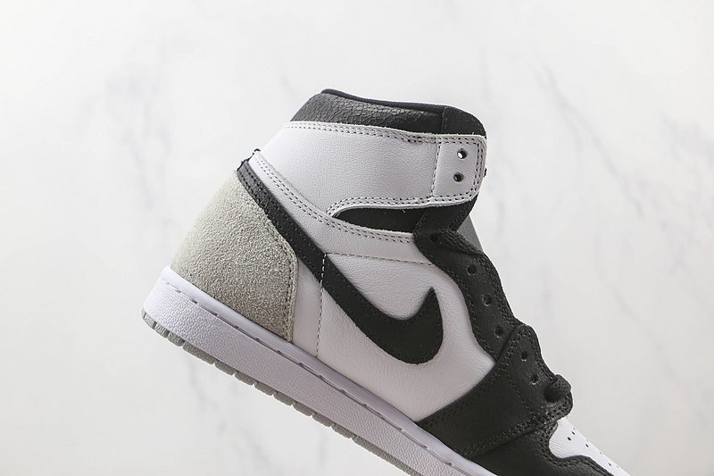 Air Jordan 1 High "Black/White" фото № 4