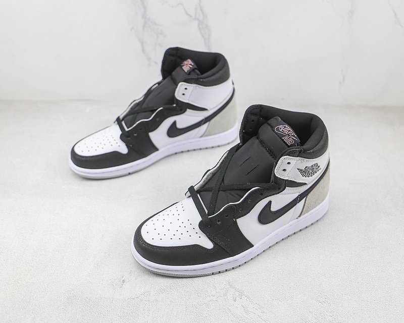 Air Jordan 1 High "Black/White" фото № 5