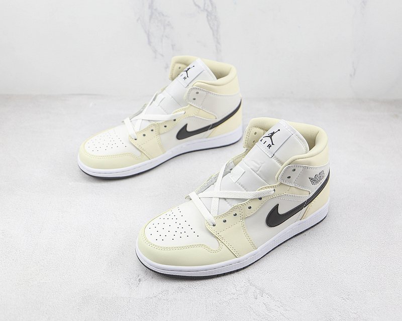 Air Jordan 1 Mid "Coconut Milk" фото № 5