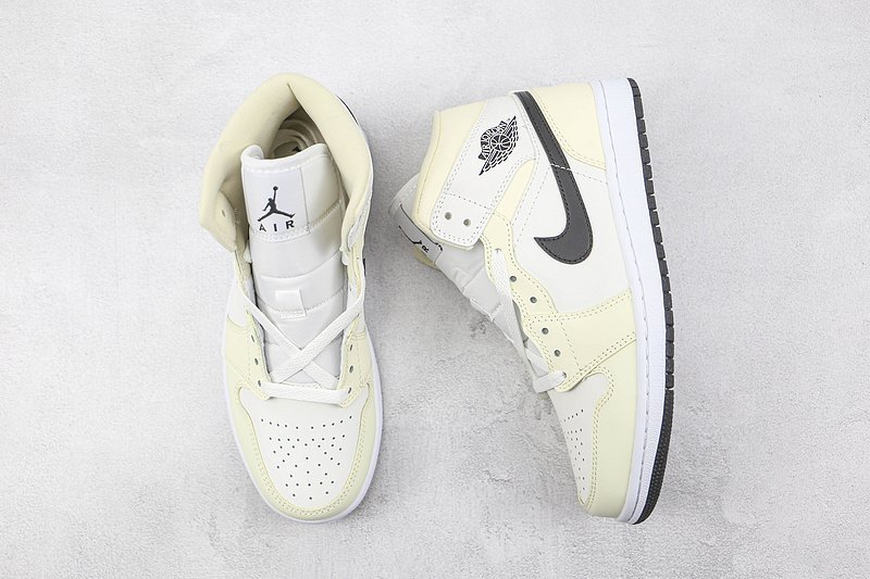 Air Jordan 1 Mid "Coconut Milk" фото № 6
