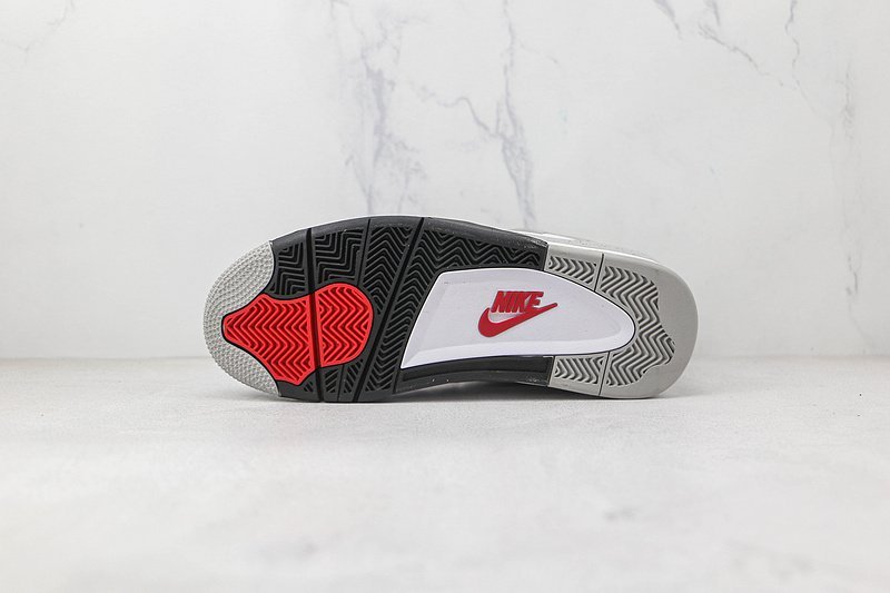 Air Jordan 4 Retro "White Cement" фото № 8