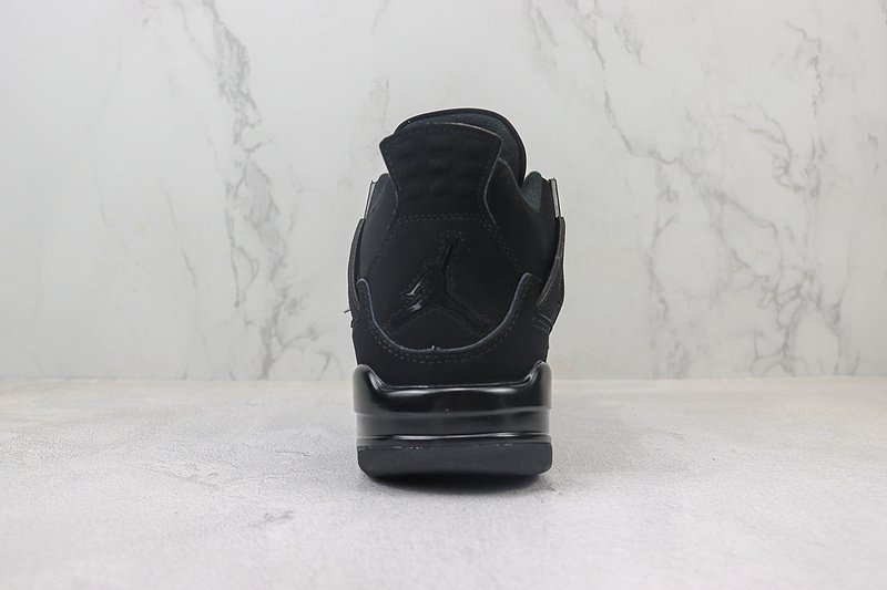 Air Jordan 4 "Black Cat" фото № 9