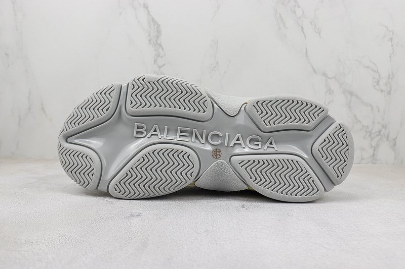 Balenciaga Triple S "Mocha Green/Light Beige" фото № 8