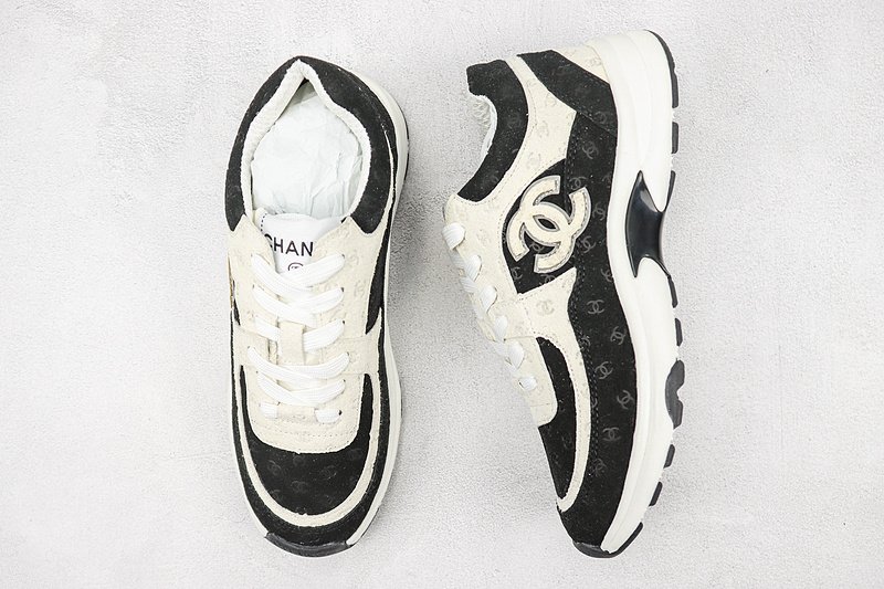 Chanel Low Top Trainer CC "Black/White" фото № 6