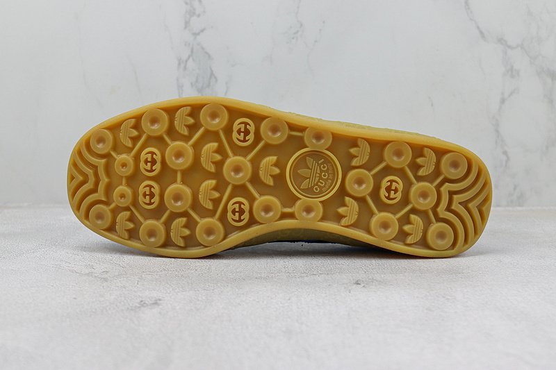 Adidas x Gucci Gazelle "Blue/Black/Beige" фото № 8