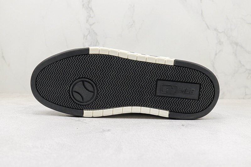 New York Yankees x MLB Chunky Liner Low "White/Black" фото № 8