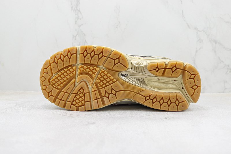 New Balance 1906R "White/Red" фото № 8