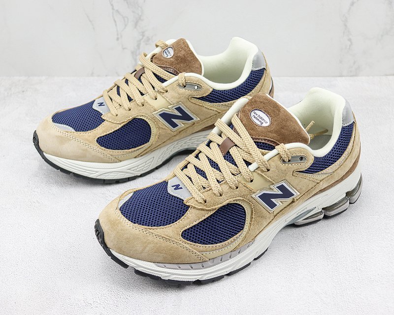 New Balance 2002R "Beige/Dark Blue" фото № 5