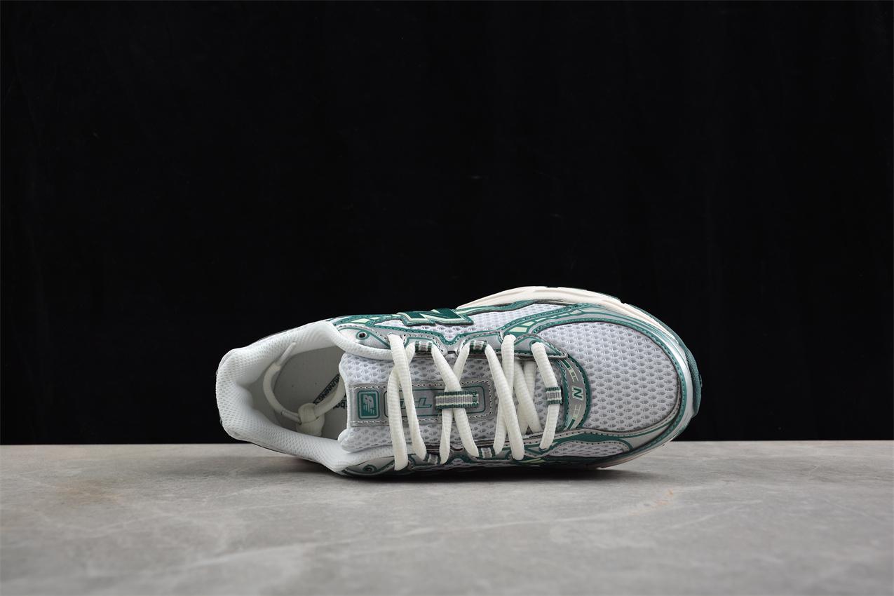 New ﻿Balance U740GR2 "White/Marsh Green" фото № 3
