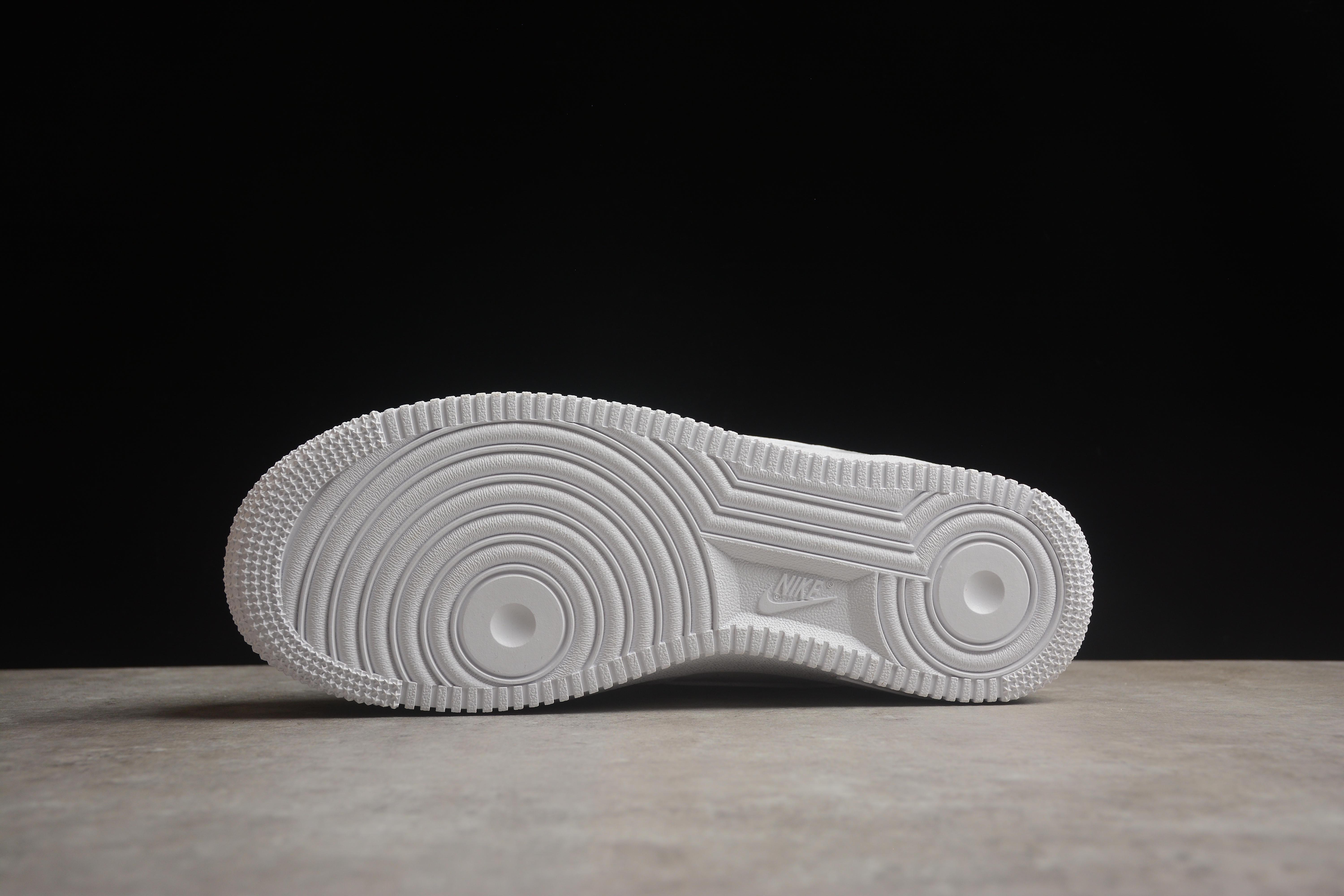 Nike Air Force 1 Low "White/Black" фото № 4