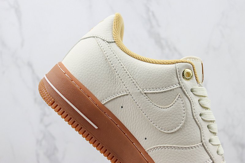 Nike Air Force 1 Low "NAI-KE Brown" фото № 3