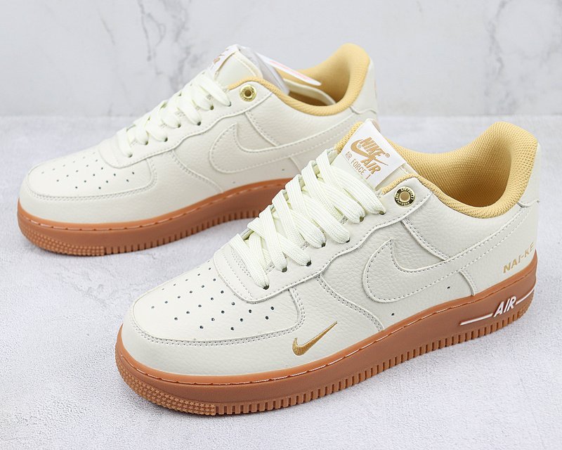 Nike Air Force 1 Low "NAI-KE Brown" фото № 5