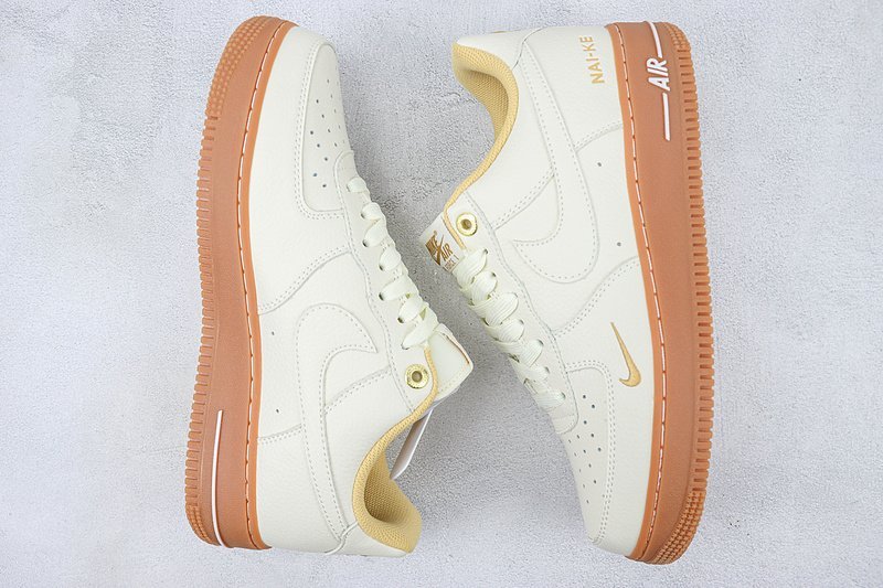 Nike Air Force 1 Low "NAI-KE Brown" фото № 6