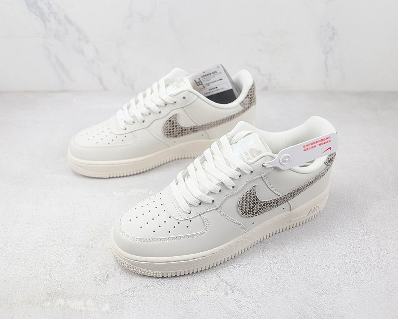 Nike Air Force 1 Low "Snakeskin Phantom" фото № 5