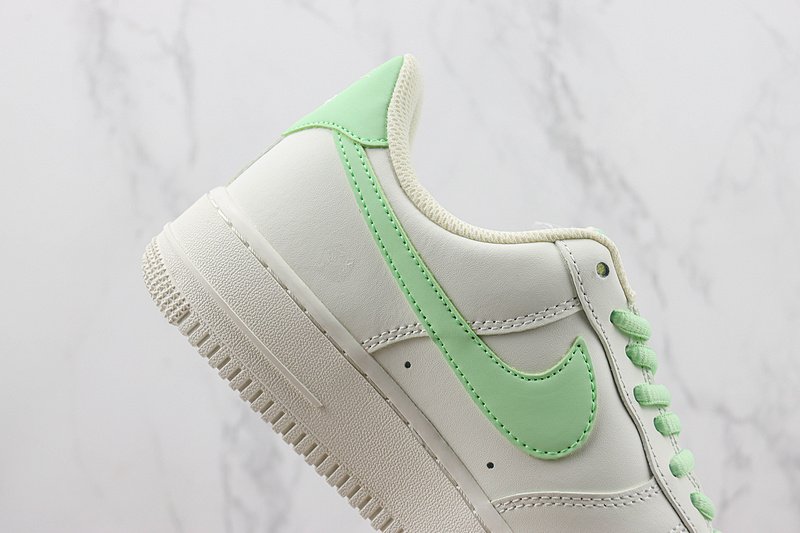Nike Air Force 1 Low "White/Tiffany Green" фото № 3
