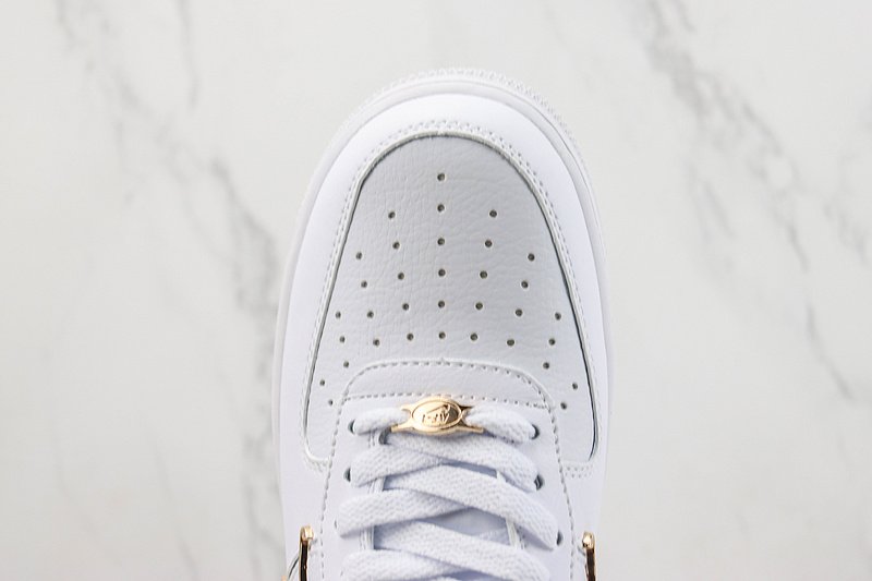 Nike Air Force 1 Low "Multi-Sail/Metallic Gold" фото № 4