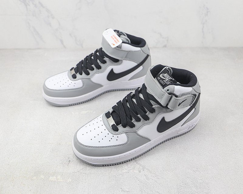 Nike Air Force 1 Mid "White/Grey/Black Swoosh" фото № 5