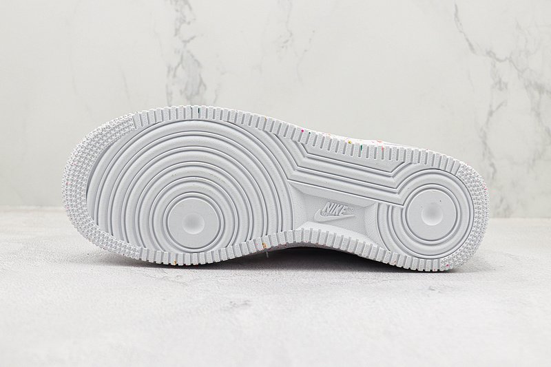 Nike Air Force 1 Low "Leap High/White" фото № 8