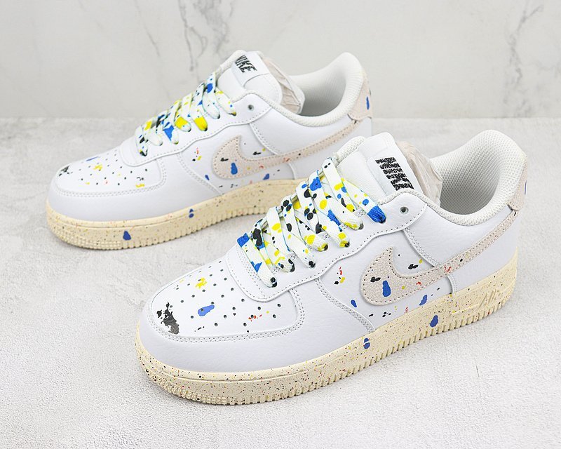 Nike Air Force 1 Low "White with Paint" фото № 5