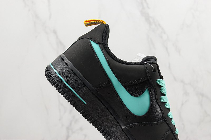 Tiffany & Co. x Nike Air Force 1 Low "Black/Tiffany Blue/Neon Green Swoosh" фото № 3