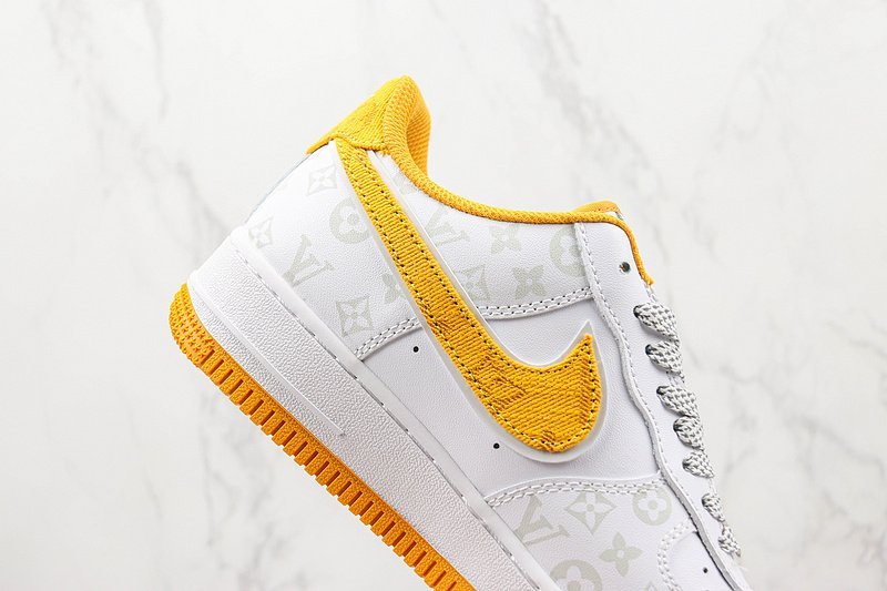 Louis Vuitton x Nike Air Force 1 Low "Yellow/White/Sliver" фото № 3