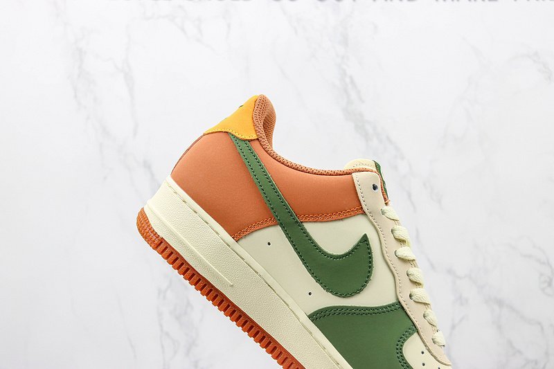 The North Face x Gucci x Nike Air Force 1 Low "Orange/Leaf Green/Yellow/Mini Swoosh" фото № 3