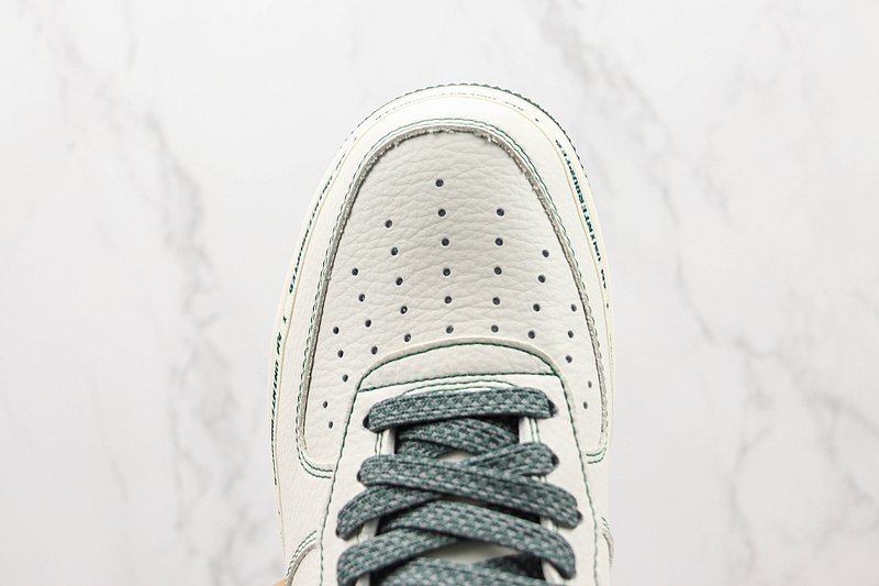 Uninterrupted x Nike Air Force 1 Low "White and Green Graffiti" фото № 4
