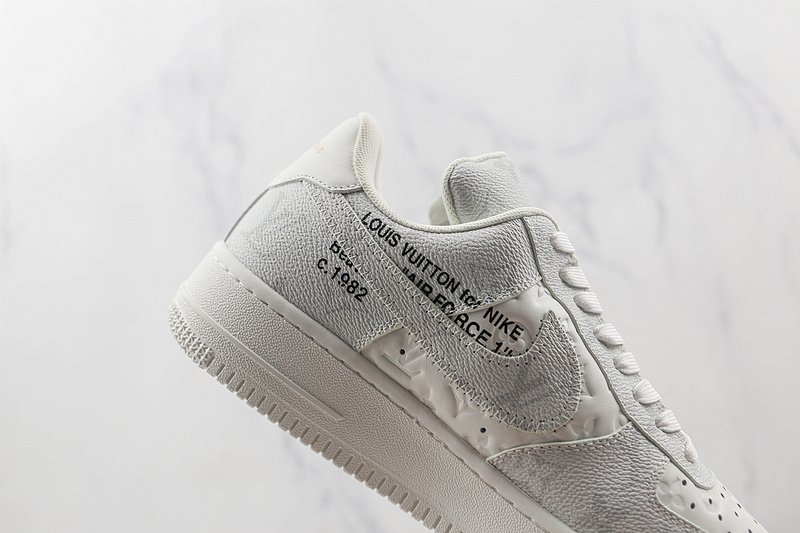 Louis Vuitton x Nike Air Force 1 Low "Grey/White" фото № 3