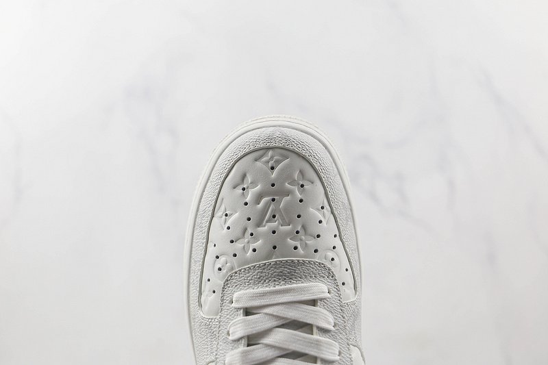 Louis Vuitton x Nike Air Force 1 Low "Grey/White" фото № 4