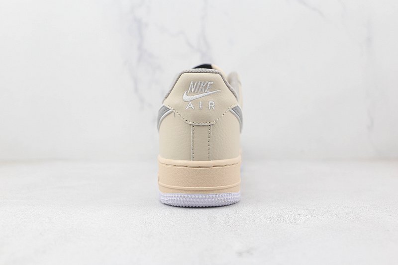 Nike Air Force 1 "Chalk" фото № 9